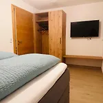 Apartment Span *